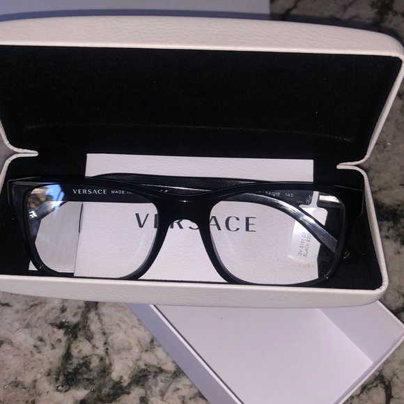 Versace Frames - Picture 5 of 5